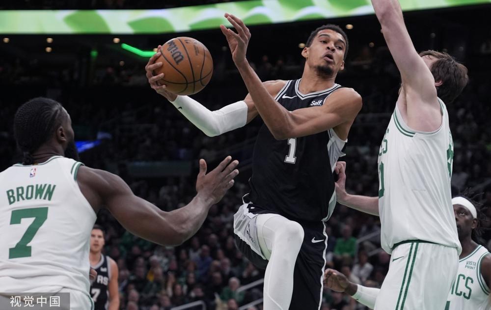 而阿尔巴轻 而阿尔巴轻